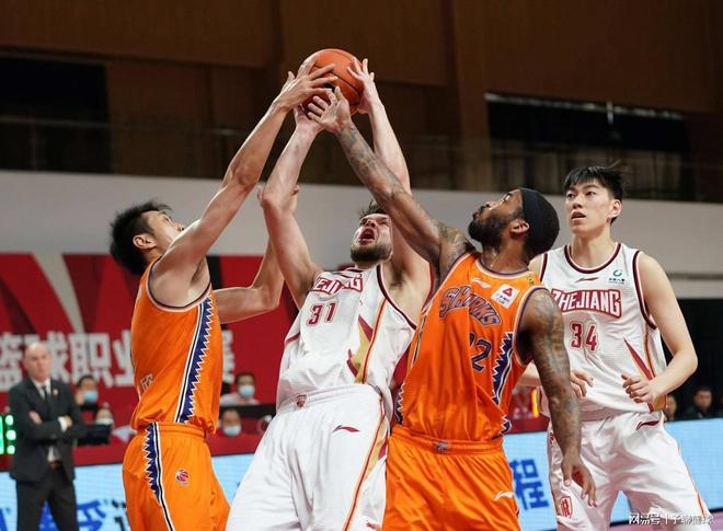 从球员到整 从球员到整