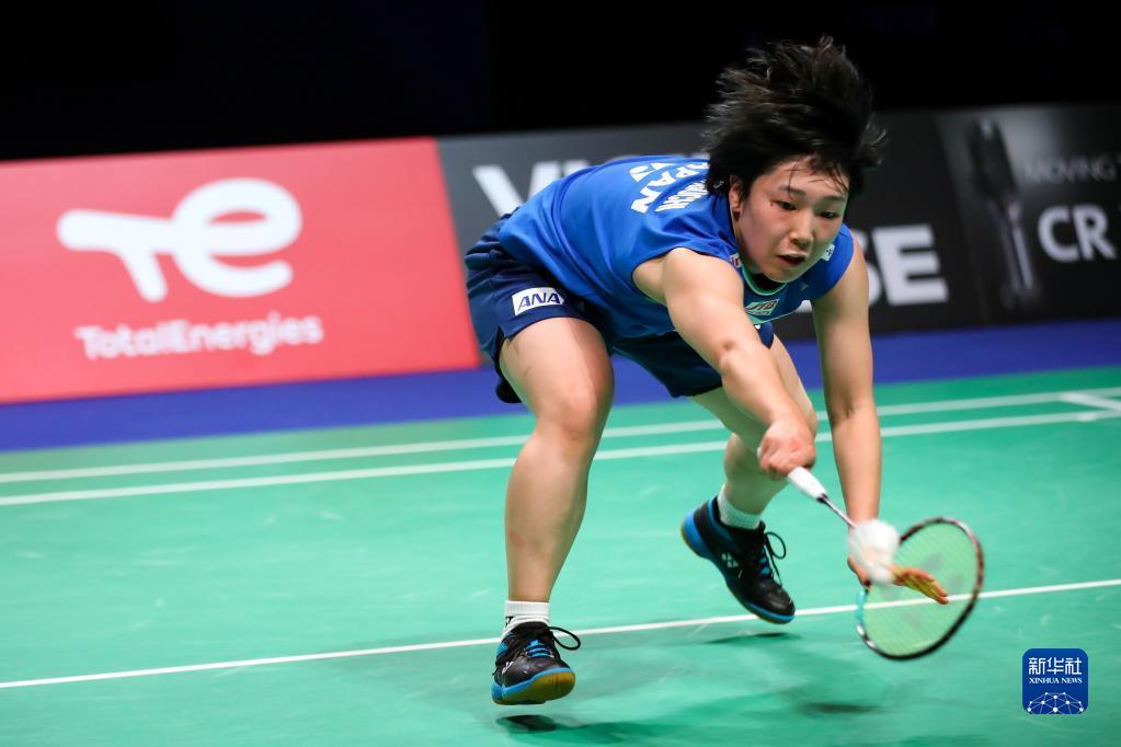 甲保持着稳 甲保持着稳